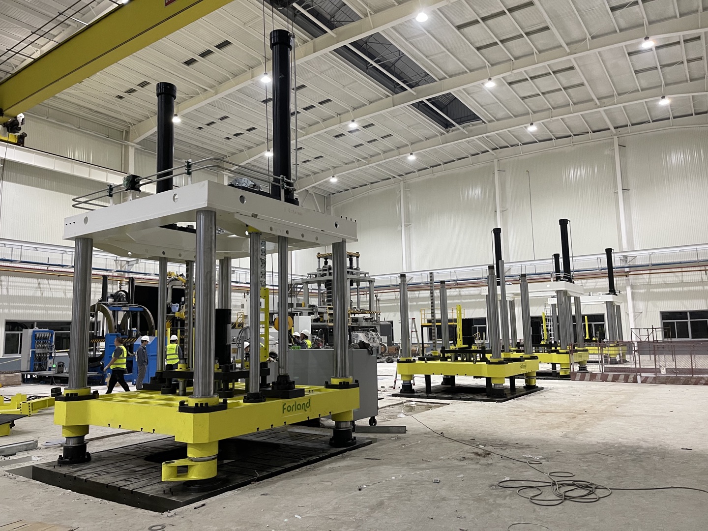 ФЛД-ЗЈ2422 Машина за ливење под ниским притиском