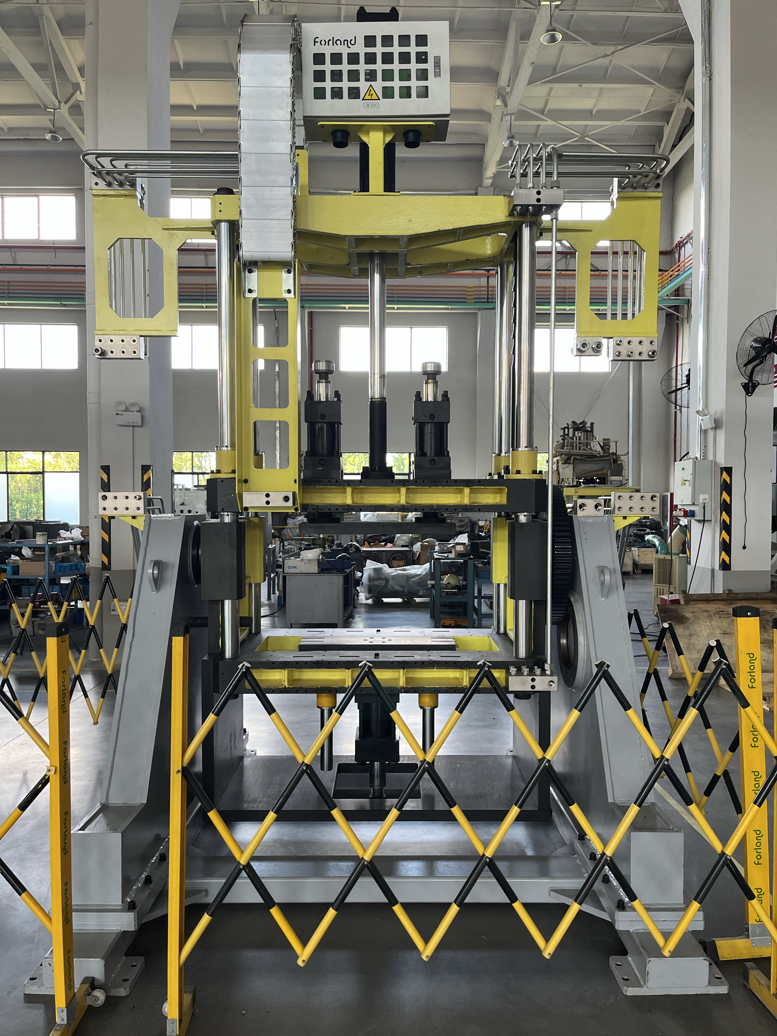 Нагињање гравитационе машине за ливење гравитације